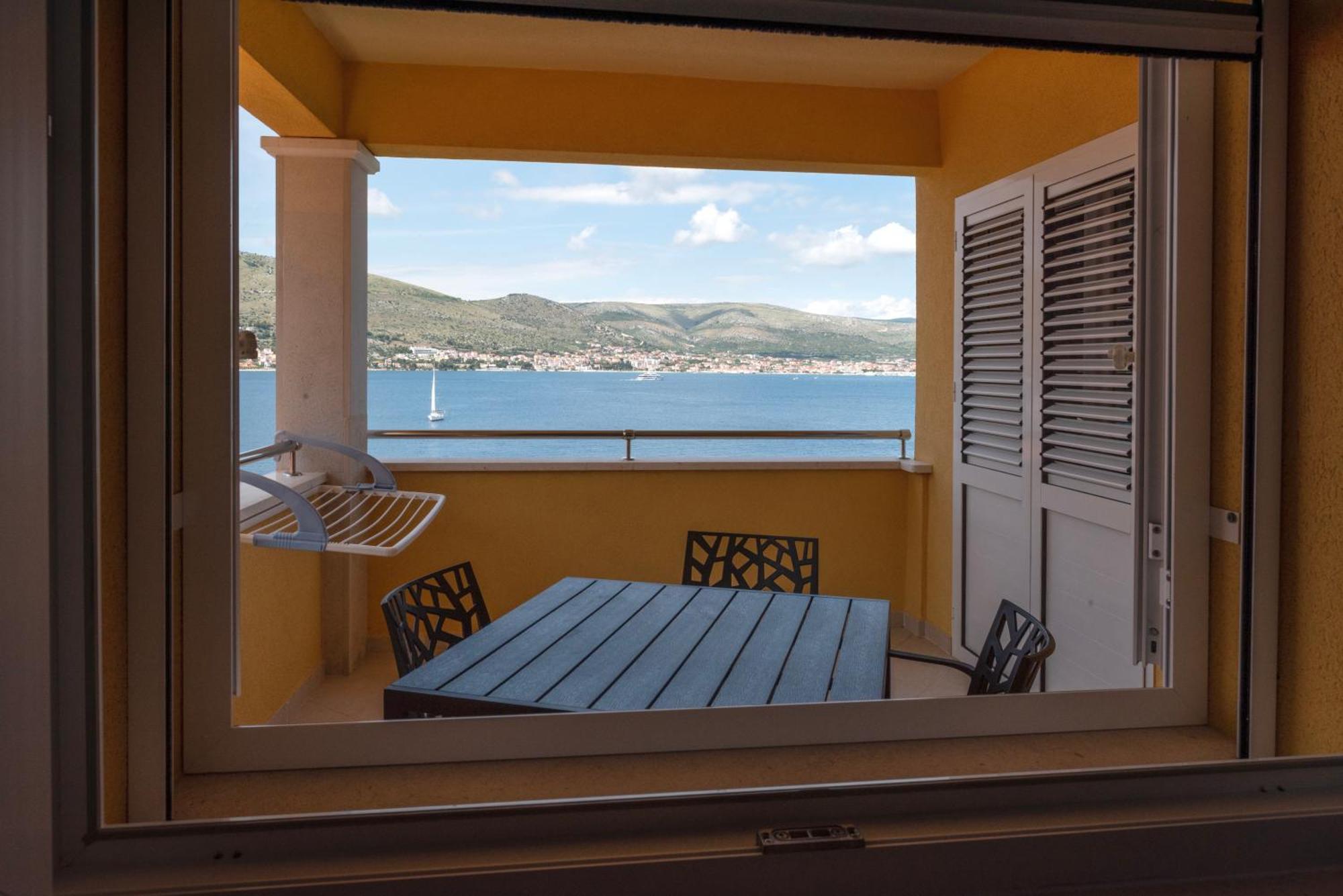 Lavanda Residence With Heated Pool Trogir Split Donji Okrug Exterior foto