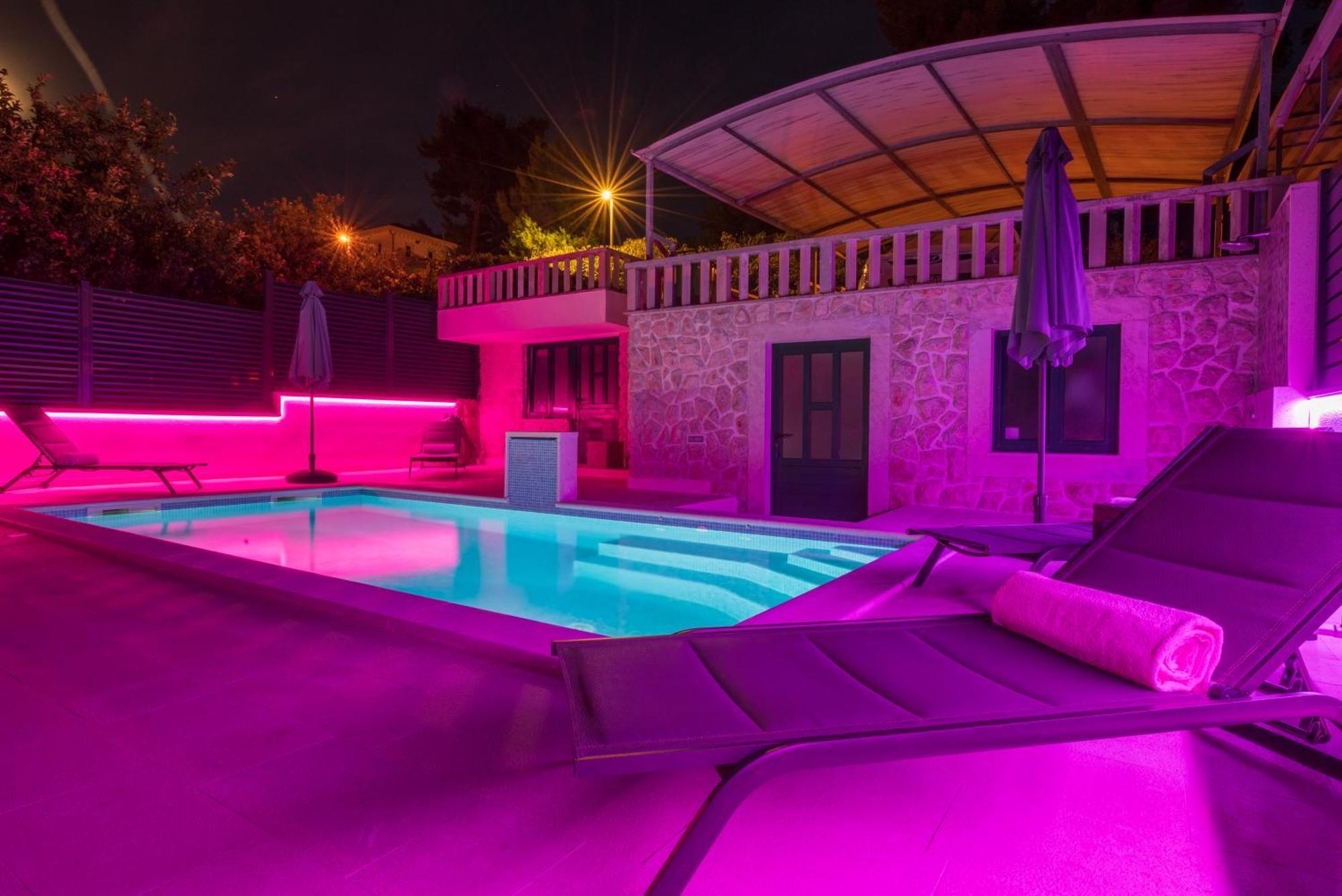 Lavanda Residence With Heated Pool Trogir Split Donji Okrug Exterior foto